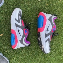 Nike.     Size 7y 
