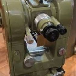 Wildheerburg Theodolite T2 