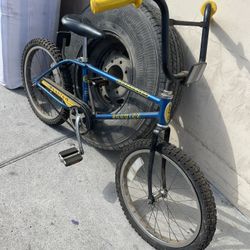 All original Schwinn scrambler, phantom BMX old-school in great condition Barn Fined Storage dust OBO