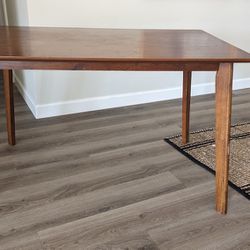 FREE - Mid-century Inspired 4-seat Dinner Table 