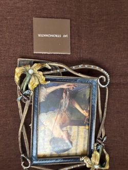 Jay strongwater picture frame and authentication