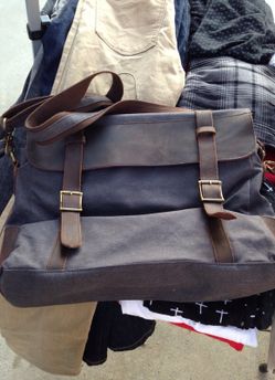 Very nice satchel