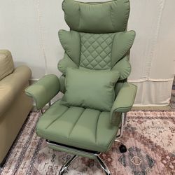 Comfortable Ergonomic Office Chair with Foot Rest PU Leather Reclining Chair for Home. Green