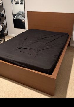 Bed frame with 2 drawers w/night stand