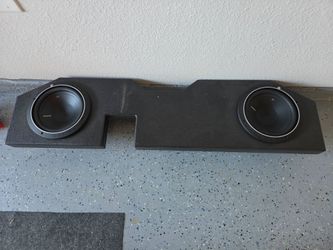 TWO 10in RockFord Fosgate Subs with enclosed box
