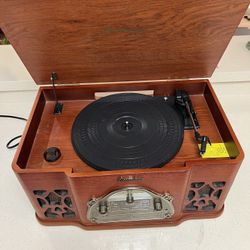 Electrohome Record Player Radio AM/FM CD Player