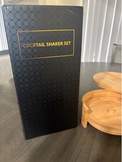 23 piece shaker set