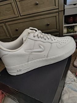 Nike jewl size 11.5