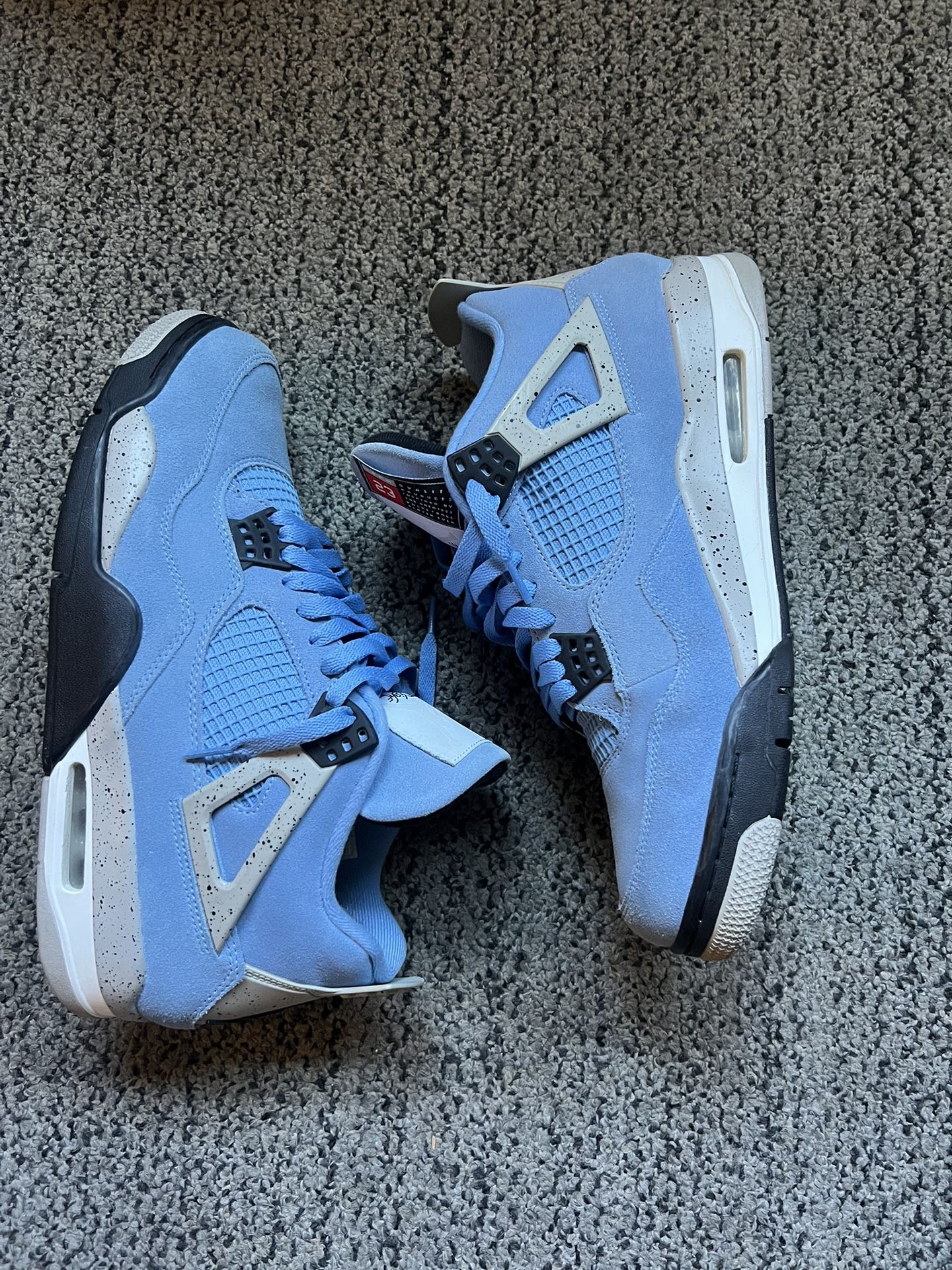 Jordan 4 University Blue Size 11.5 Used 