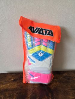 Aviata Puregrip Soccer Football  Futbol Goalkeeper Gloves Kids Size 5