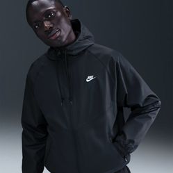 NIKE WINDRUNNER 