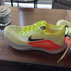 Men’s Nike Zoom Fly 4 