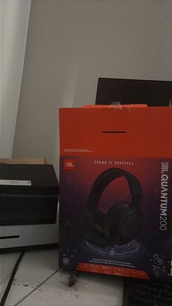 Xbox one s Sony ult field 1 speaker quantum 200