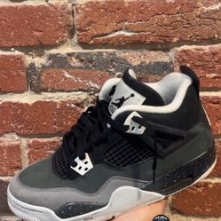 Jordan 4 Fear Size 7y