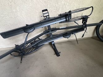 Buke rack hold two biles.