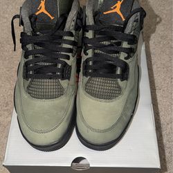Air Jordan 4 undefeated