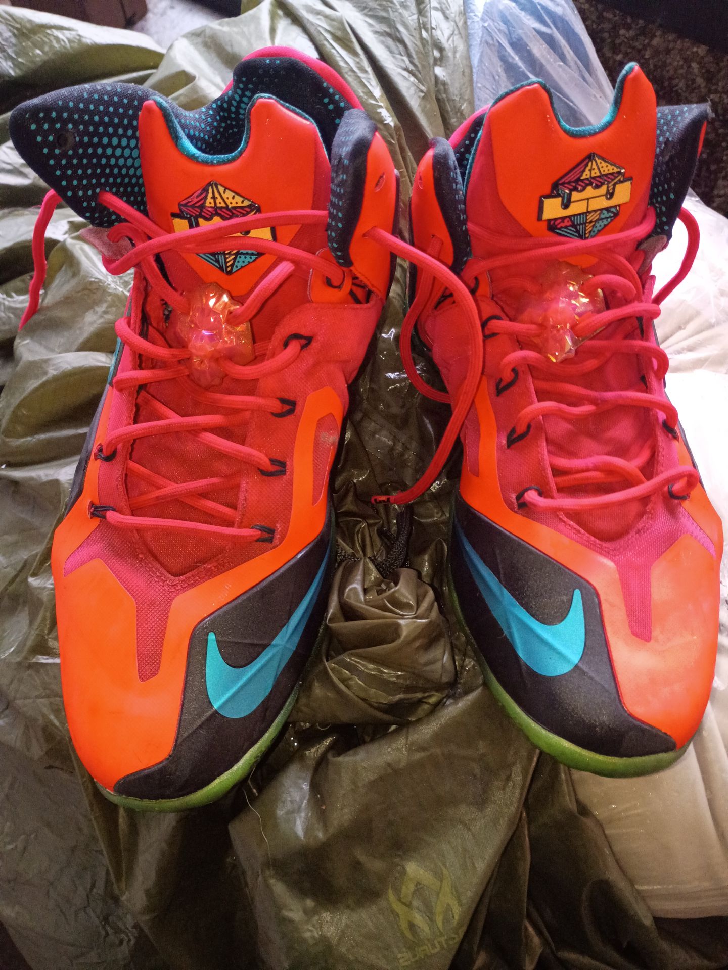 Size 11.5 - Nike LeBron 11 Elite Hero
