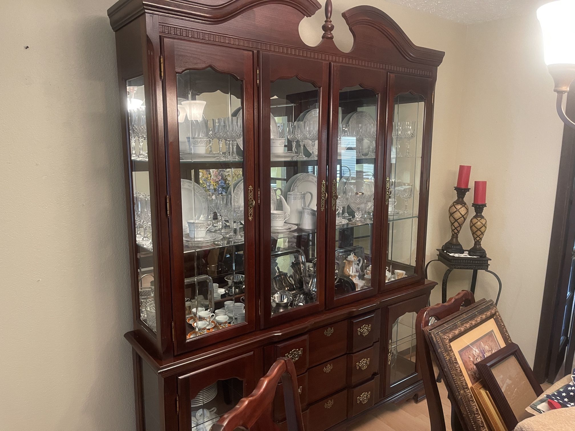 Dining room set with hutch