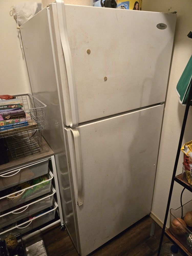 Working Fridge / Refrigerator Free