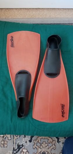 Adult Fins