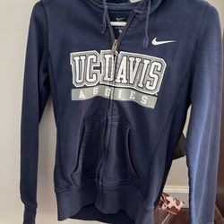 UC Davis Aggies Zip Up Hoodie