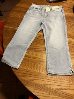 Mid Rise Shorts