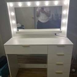 Vanity 