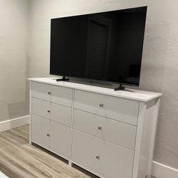 Dresser 56 W- Great Condition