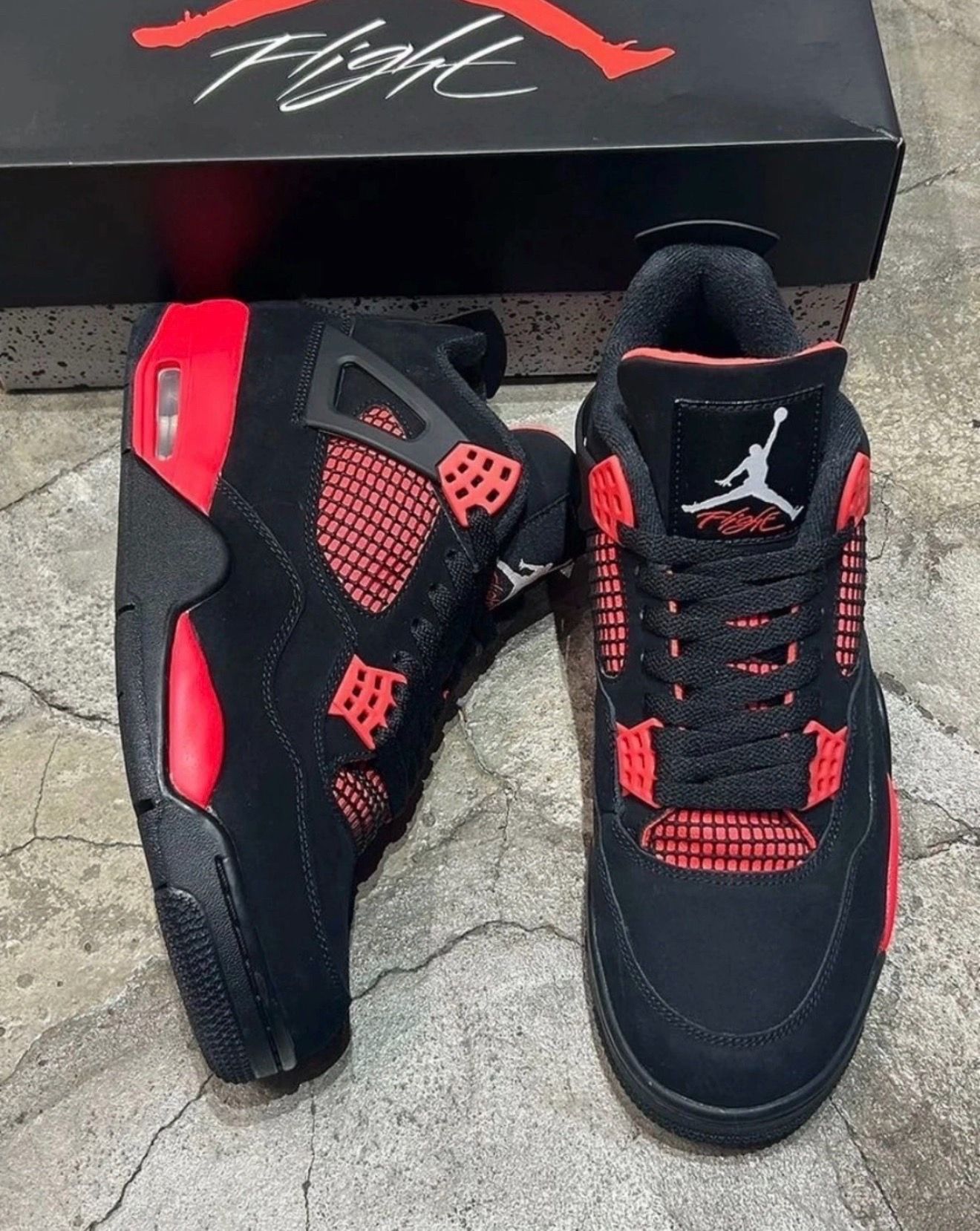 Jordan 4s red thunder