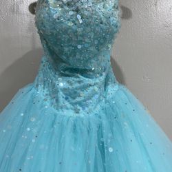 Prom Dress / Formal Gown 