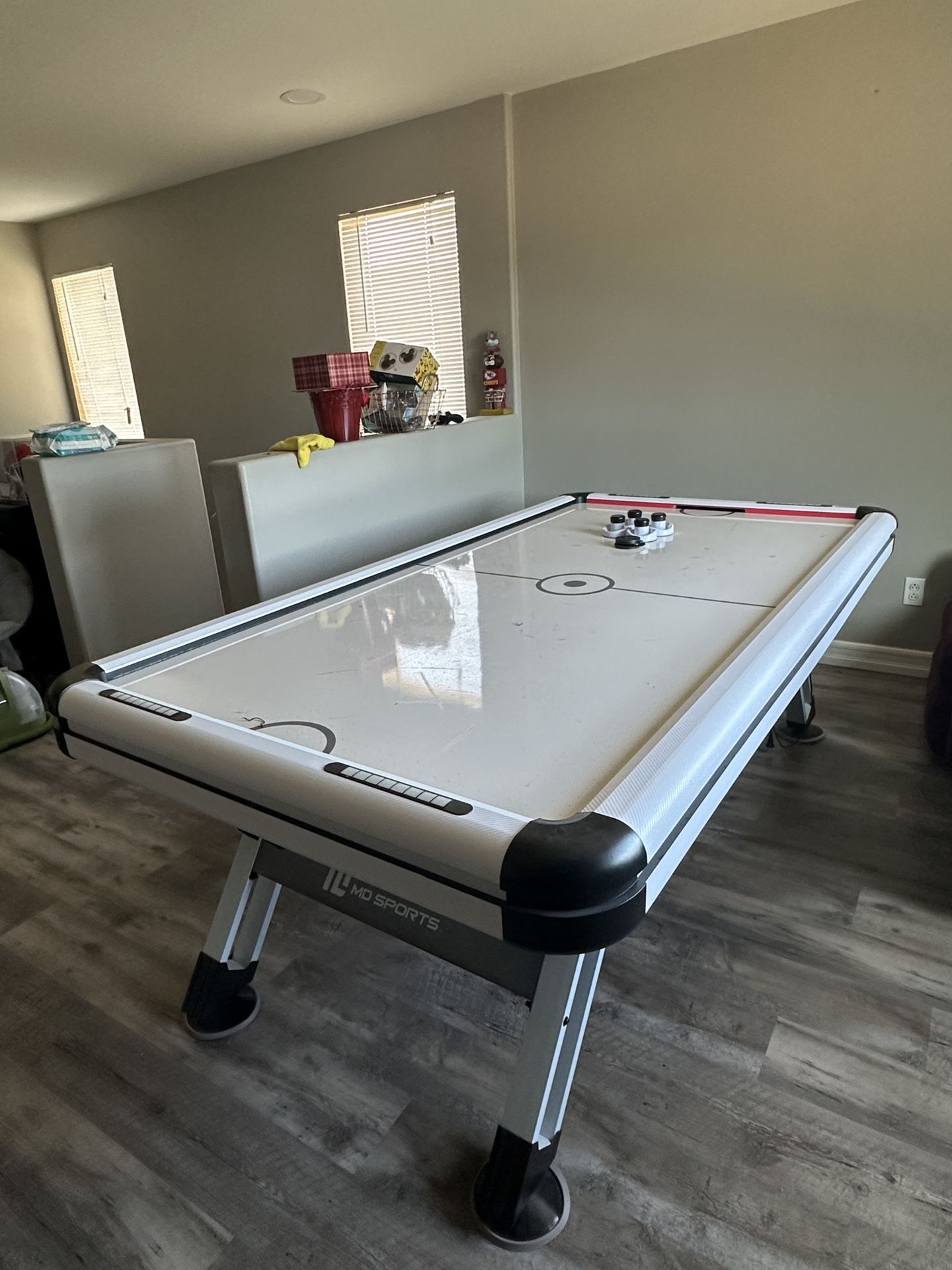 Air Hockey Table