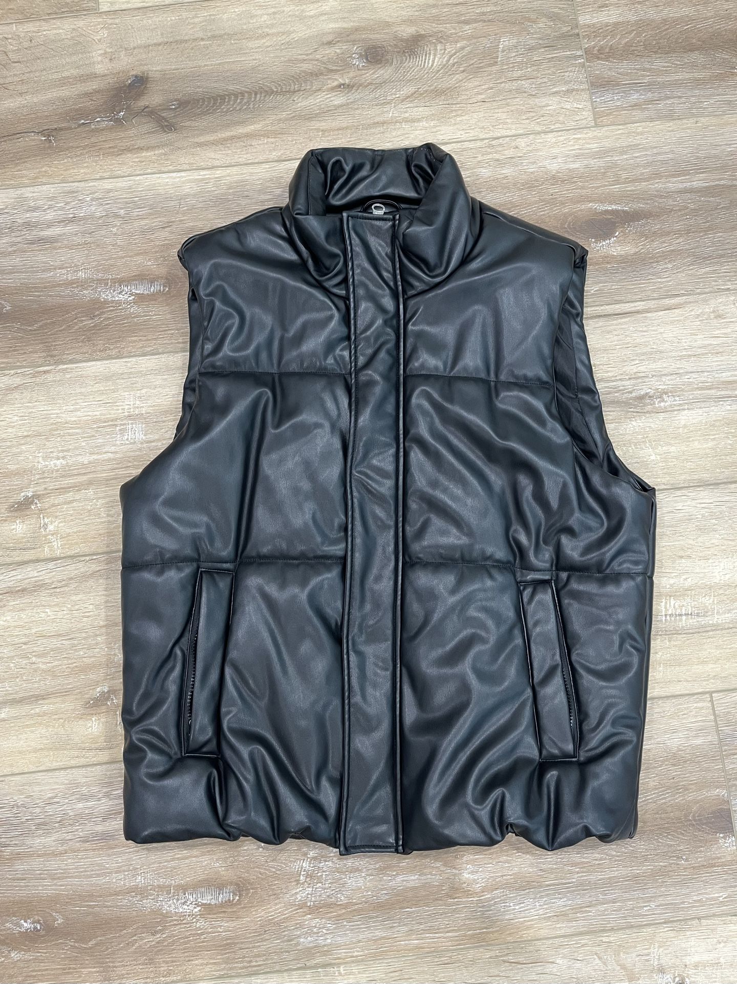 Forever 21 Men's Black Faux Leather Puffer Vest