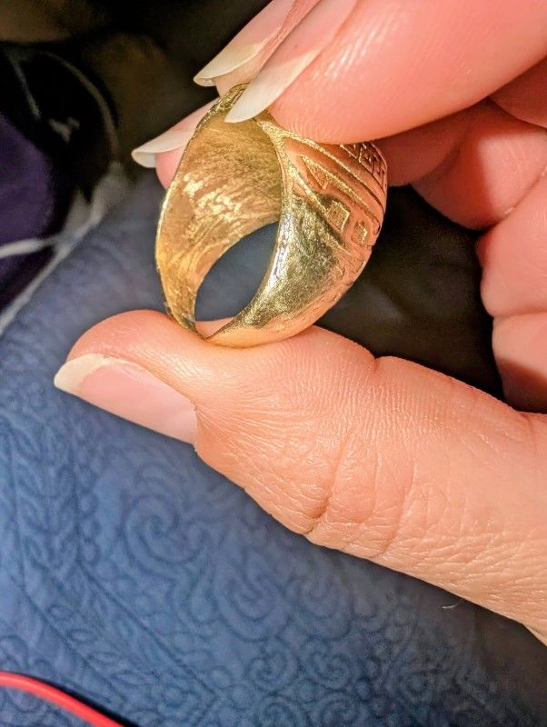 Mens 18K Gold Diamond Ring