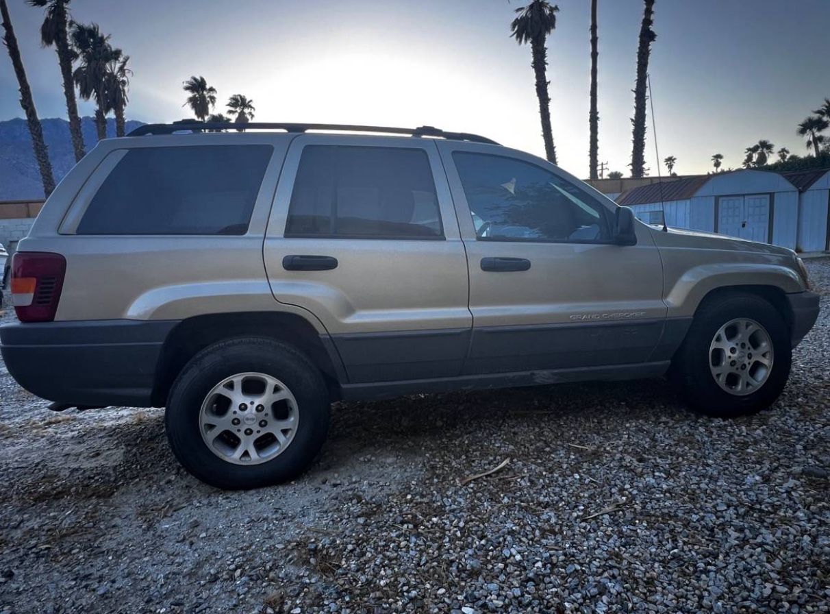 1999 Jeep Cherokee