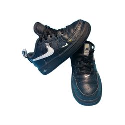 Nike Air Force One LV8 Utility AV4273-001 Black White Size 9C Toddler