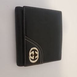 Gucci Interlocking G Bifold Wallet in Black Leather