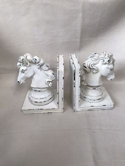 Chess book ends