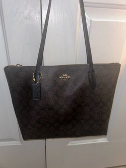 Coach Signature Logo Shoulder Bag