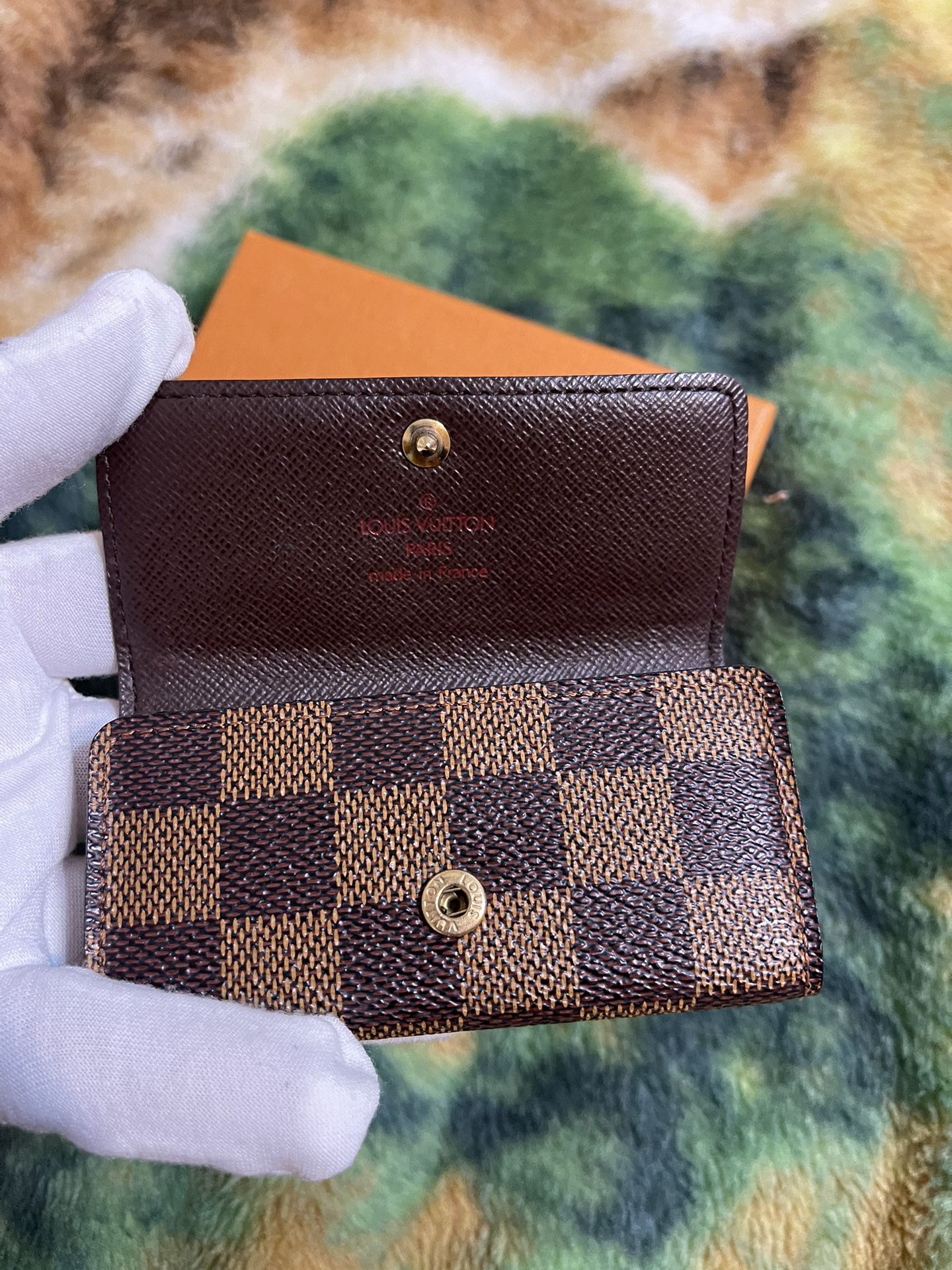 Authentic Louis Vuitton Vachetta Leather Clochette Bell Key Holder for Sale  in West Covina, CA - OfferUp