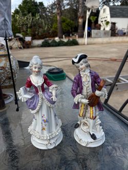 Victorian Porcelain Figurine Pair