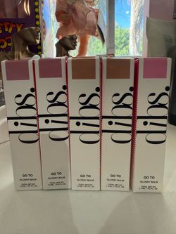 DIBS GO TO GLOSSY BOMB