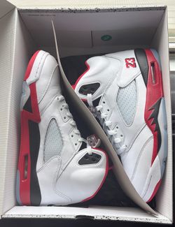 Air Jordan Jordan Retro 5 Fire Red Black Tongue (2025) size 10.5