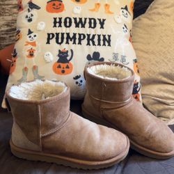 Uggs Size 8