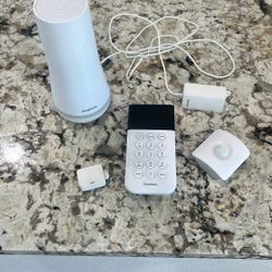 SimpliSafe Set