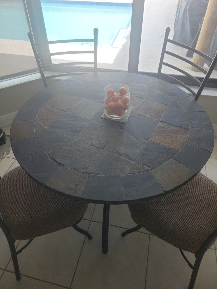 Kitchen Breakfast Table