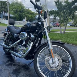 2007 Harley-Davidson Sportster Custom XLH 1200c