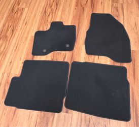 2011-2018 Ford Explorer OEM floor mats.