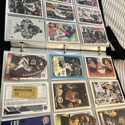 A lot Off Sports Cards 