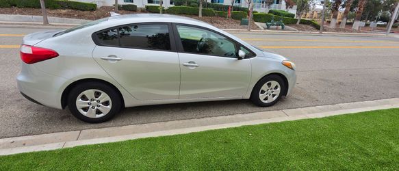 2016 Kia Forte LX – 98k Miles, Backup Camera, Ice Cold A/C, Clean Title