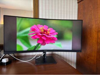 HP OMEN - 34" VA LED Curved QHD 165Hz FreeSync Gaming Monitor with HDR (DisplayPort, HDMI,